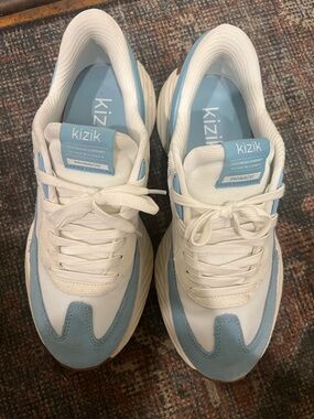 Kizik Women's Monaco Light Blue & White Athletic Sneakers